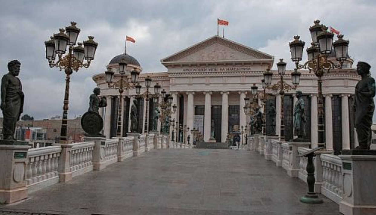 Οι ΗΠΑ ενθαρρύνουν τον αλυτρωτισμό: Ζητούν αναγνώριση «μακεδονικής μειονότητος»!